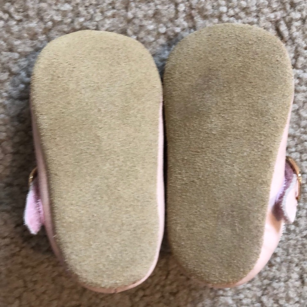 Baby shoe - Picture 3 of 3